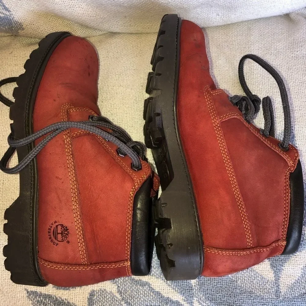 EUC Mens Size 8 1/2M Timberland Waterproof Boots